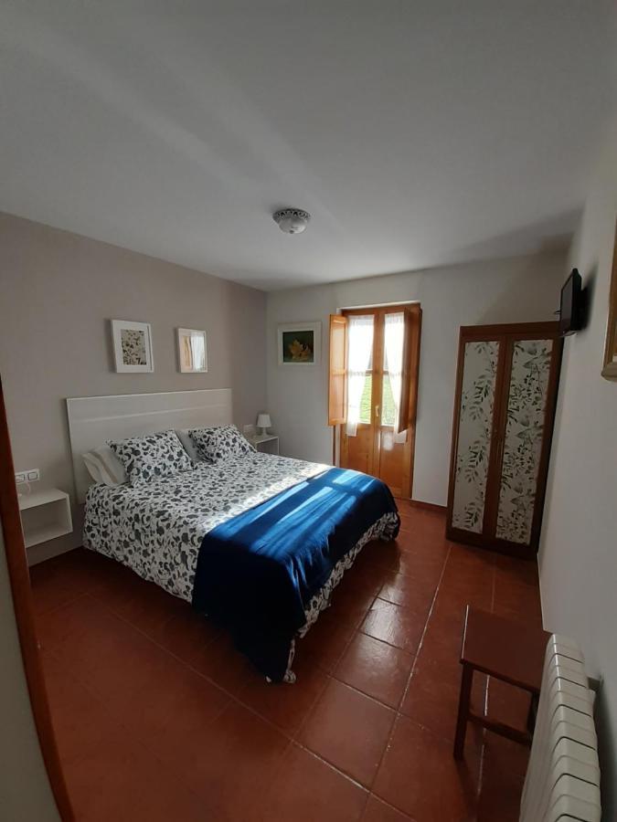 منزل الضيف Ortiguero  في La Casona Del Jou المظهر الخارجي الصورة